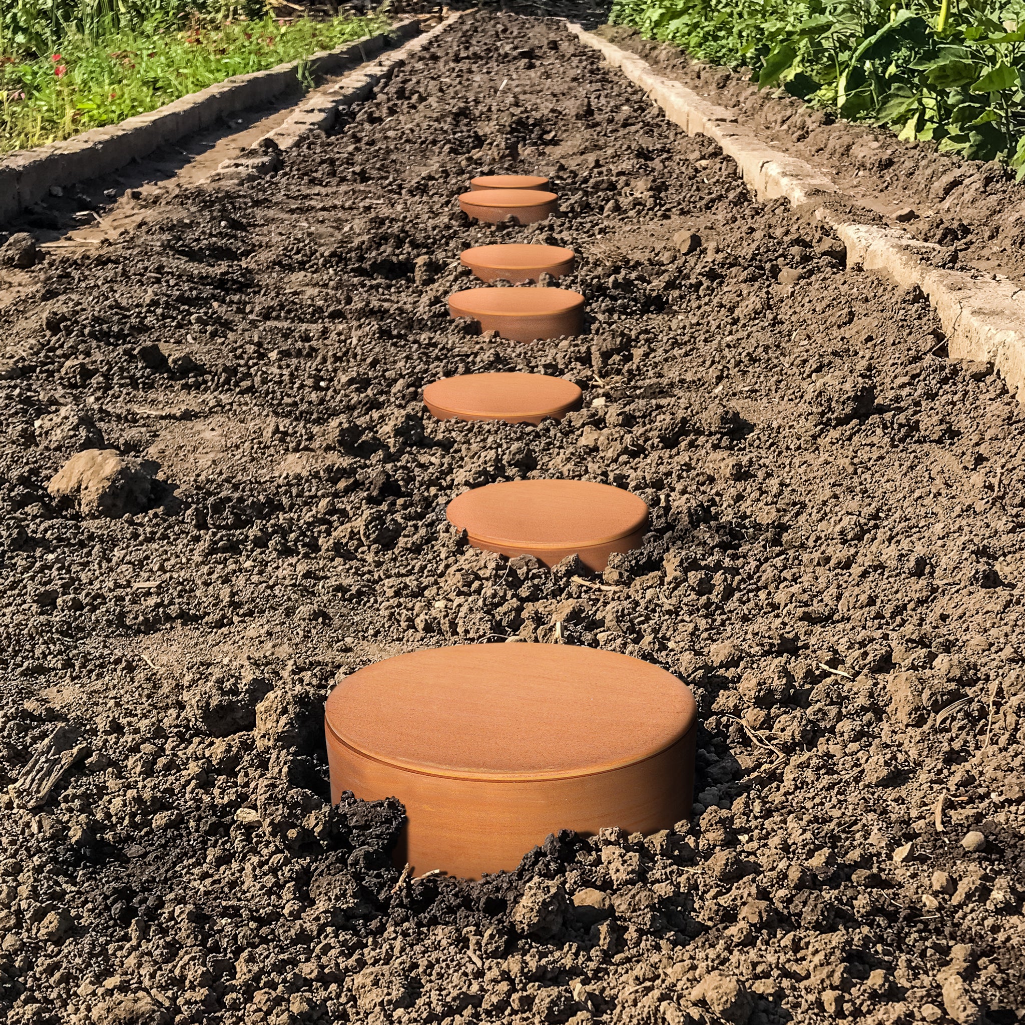 Olla Terracotta Irrigation Pot - 4 Litre Cylinder - Image 3