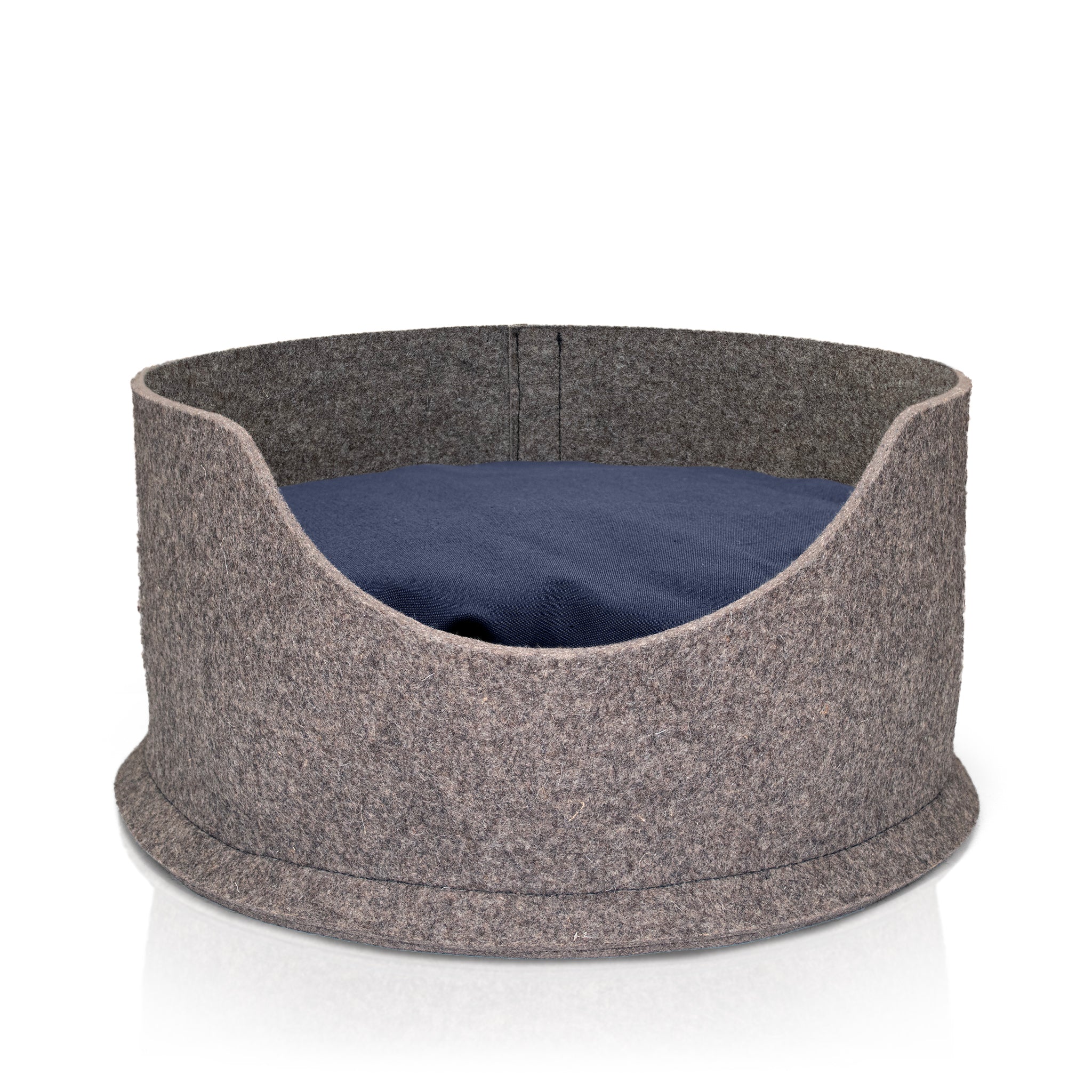 PetSnug Grey Round Wool Dog Bed - Image 11